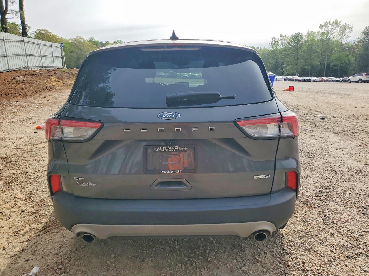 2020 Ford Escape Se - Фото 6