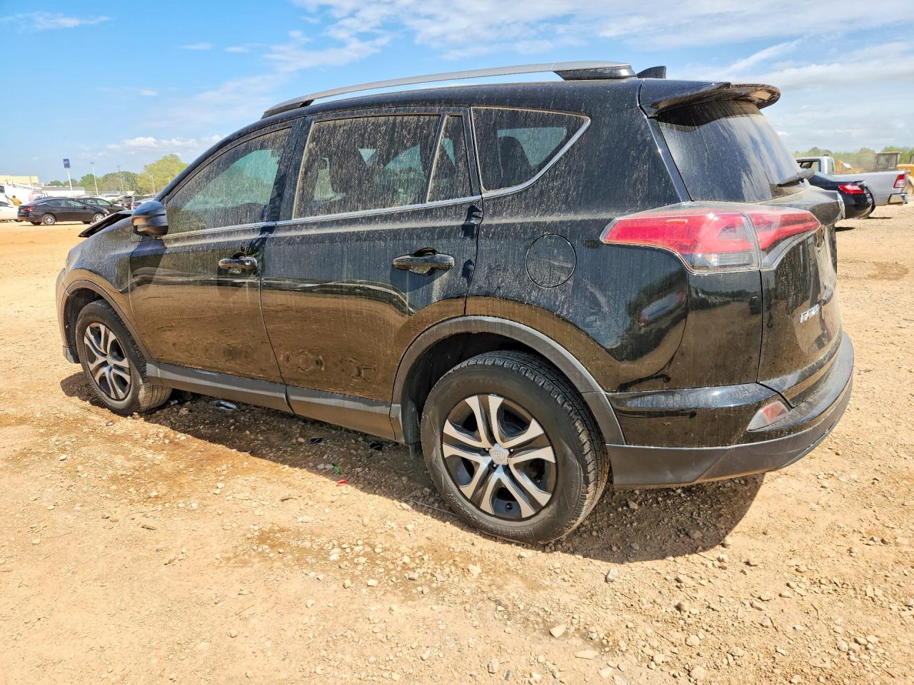 2018 Toyota Rav4 Le - Фото 2