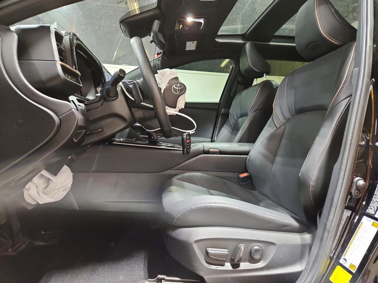 2025 Toyota Crown Signia Limited - Image 7