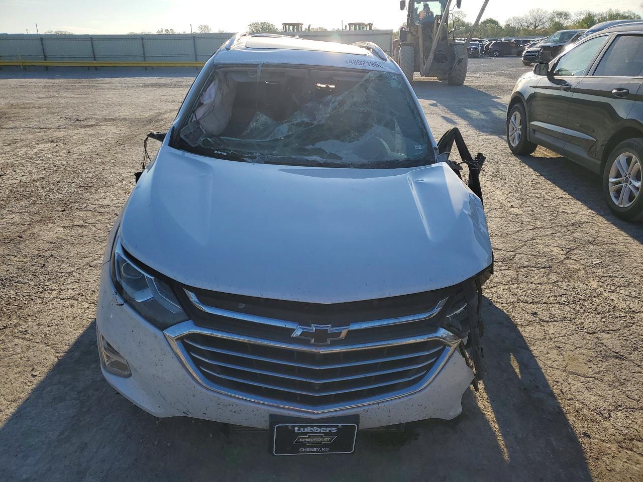 2019 Chevrolet Equinox Premier - Image 5