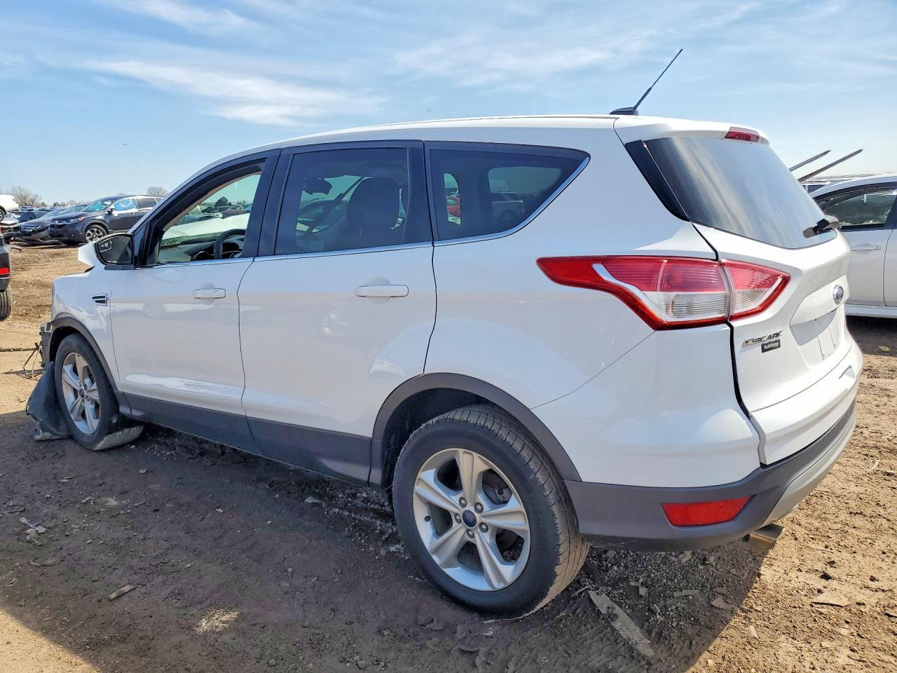 2014 Ford Escape Se - Image 2