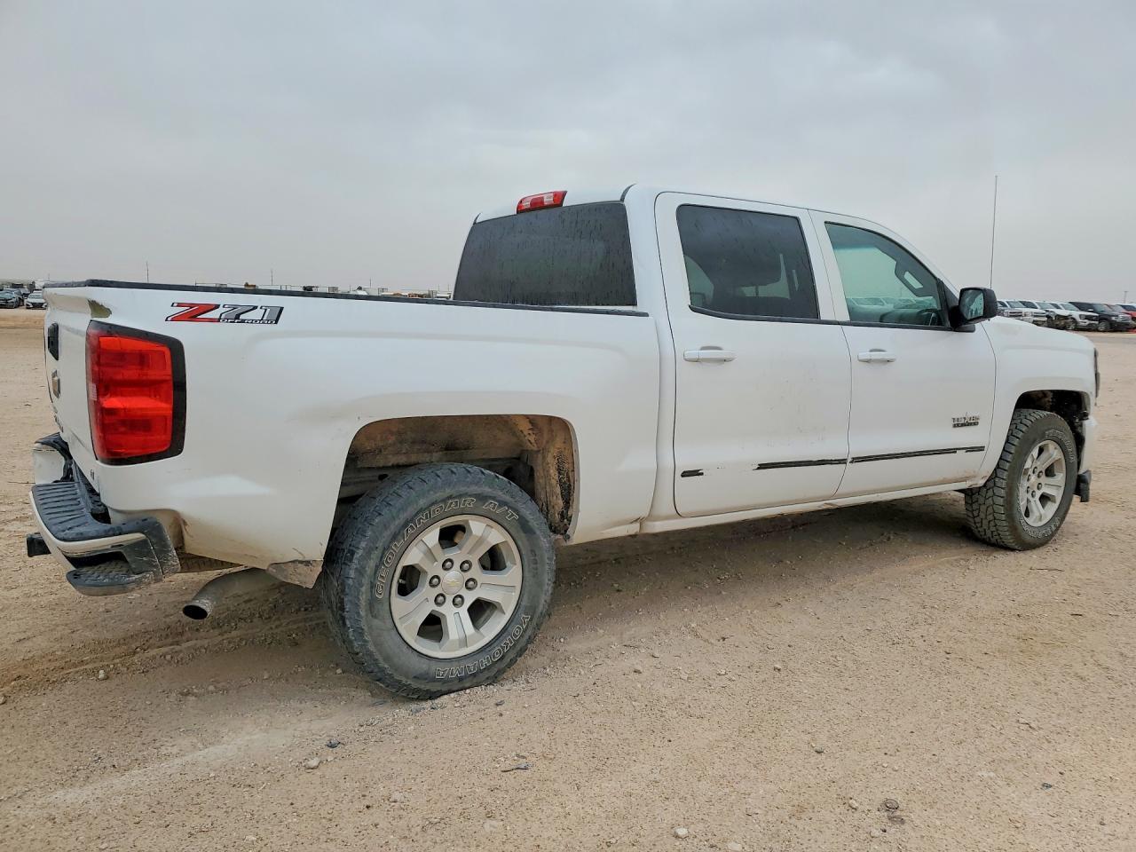 2018 Chevrolet Silverado K1500 Lt - Image 3