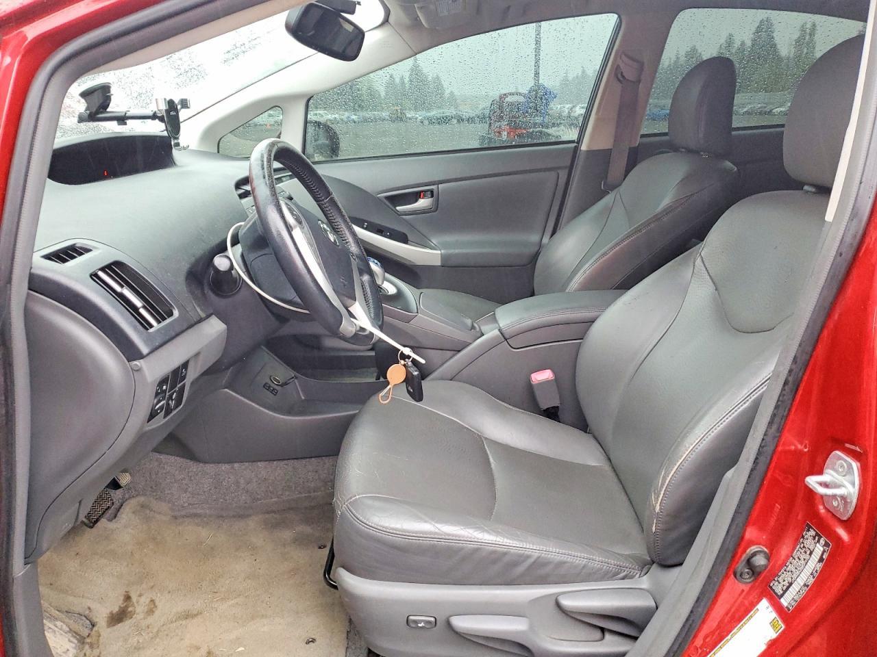 2011 Toyota Prius Four - Фото 7