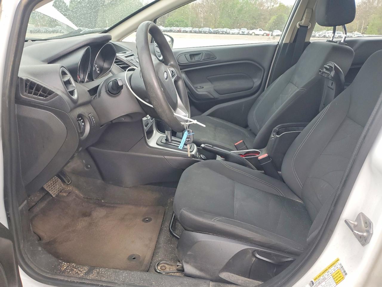 2017 Ford Fiesta Se - Фото 7
