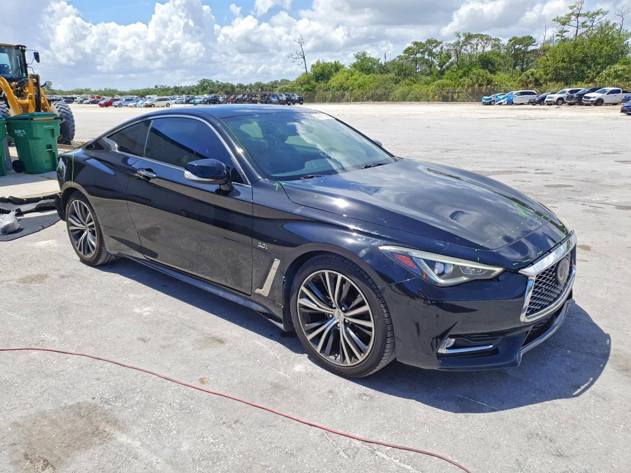 2018 Infiniti Q60 3.0T Luxe - Фото 4