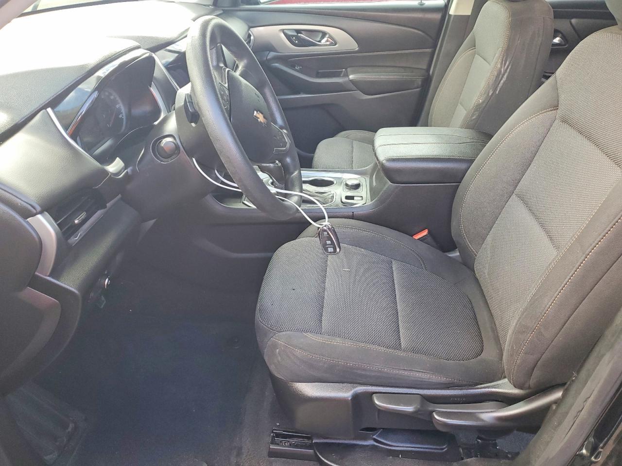 2019 Chevrolet Traverse Ls - Фото 7