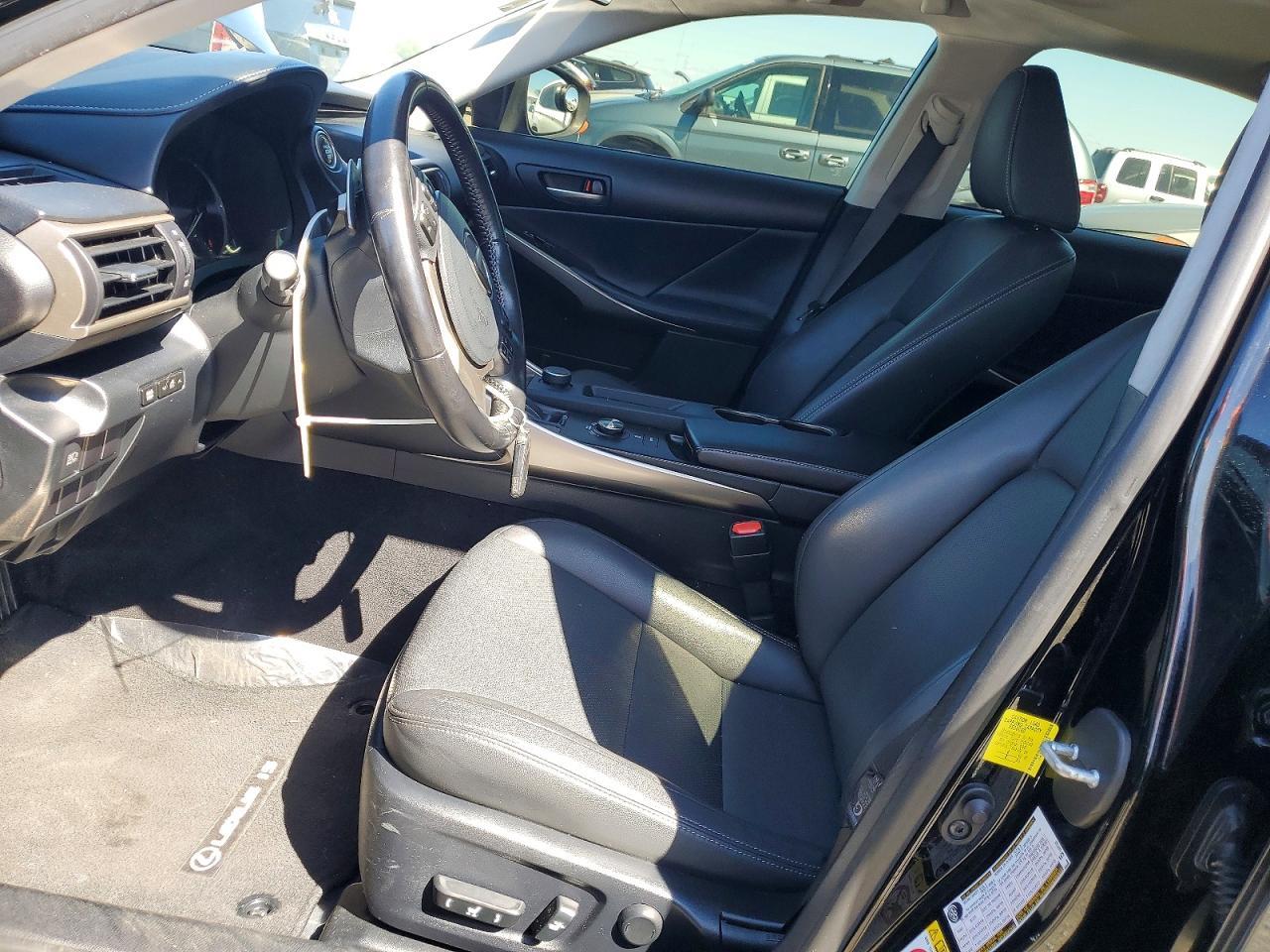 2017 Lexus Is 300 Base - Фото 7