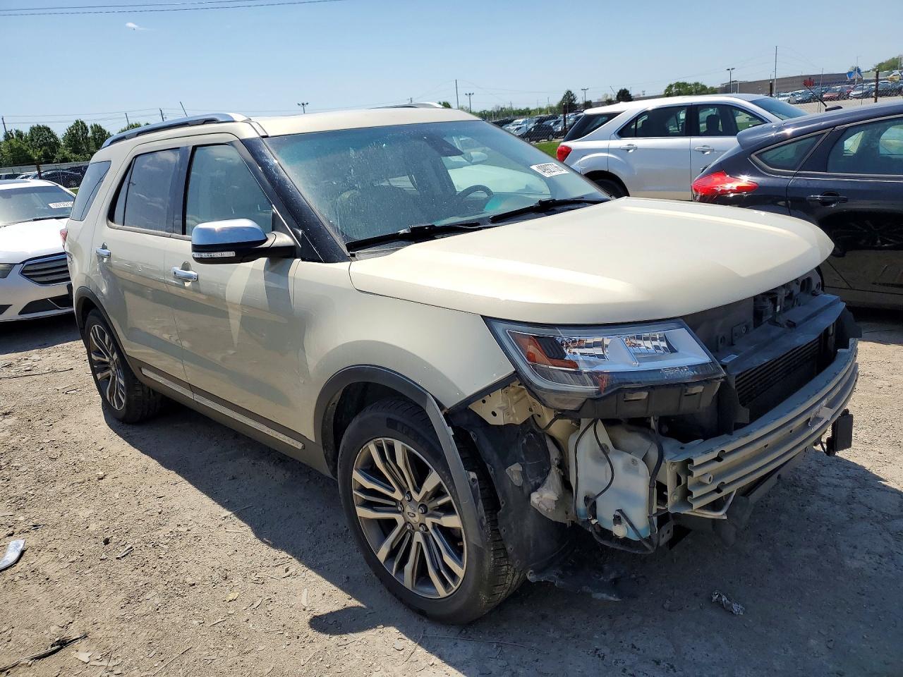 2018 Ford Explorer Platinum - Image 4