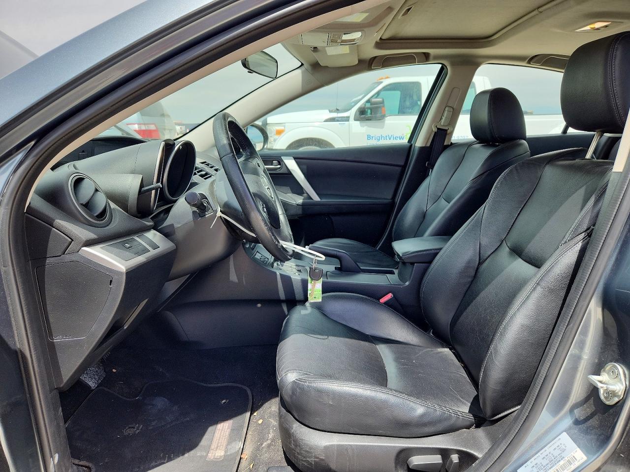 2012 Mazda 3 I - Image 7