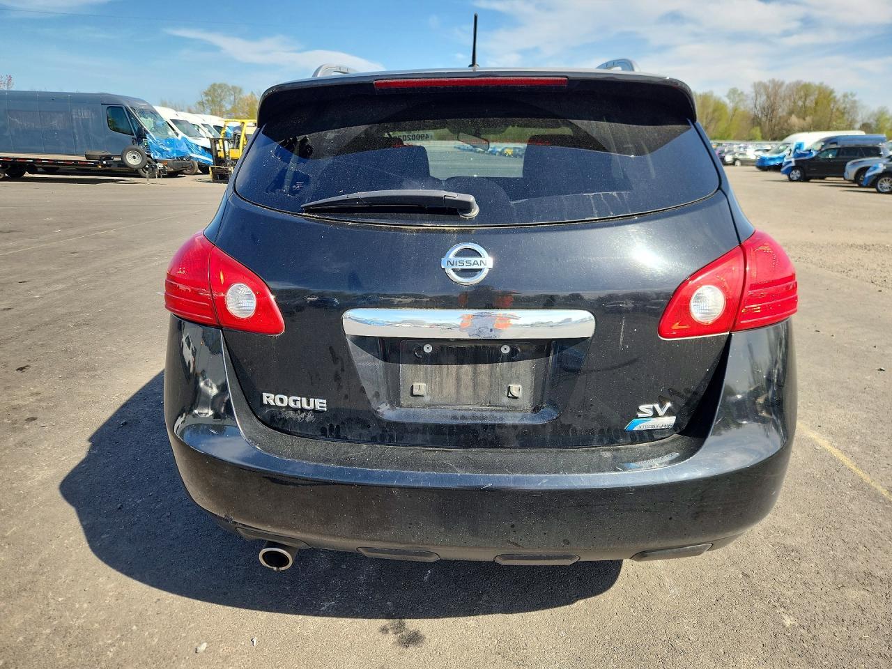 2012 Nissan Rogue S - Image 6
