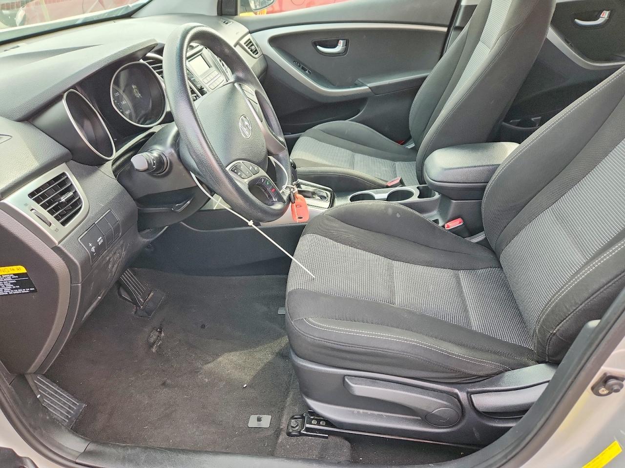 2017 Hyundai Elantra Gt Base - Фото 7