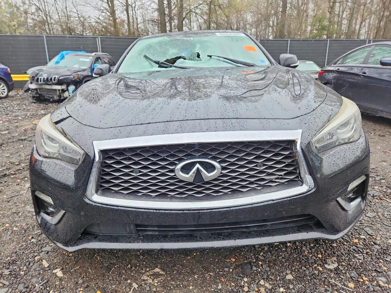 2018 Infiniti Q50 3.0T Luxe - Фото 5