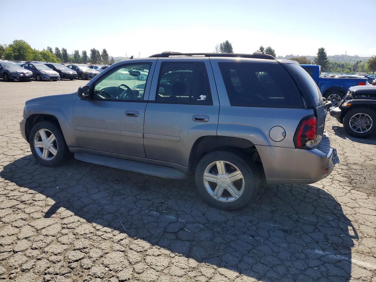 2008 Chevrolet Trailblazer Ls - Фото 2