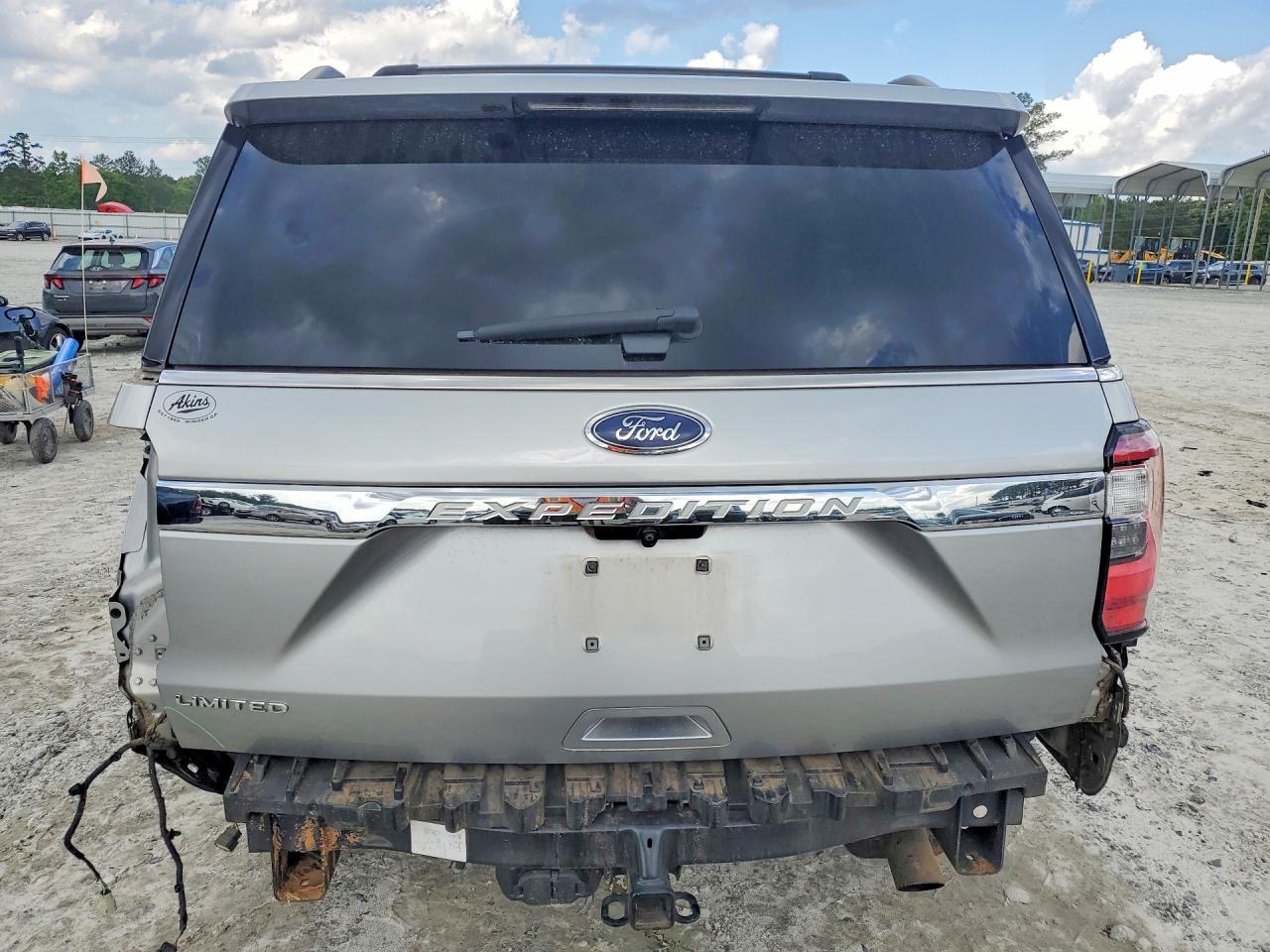 2020 Ford Expedition Limited - Image 6