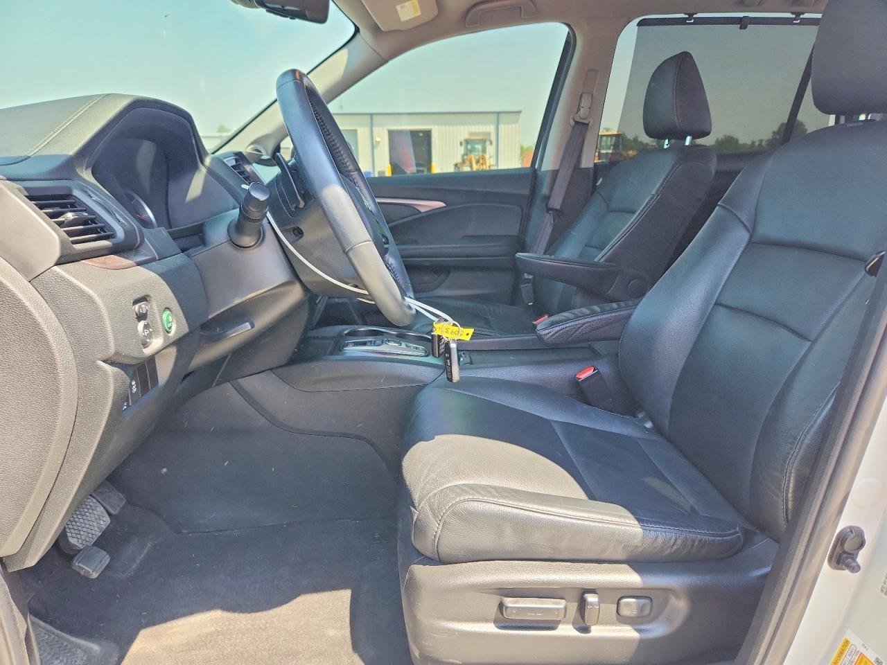 2022 Honda Pilot Se - Фото 7