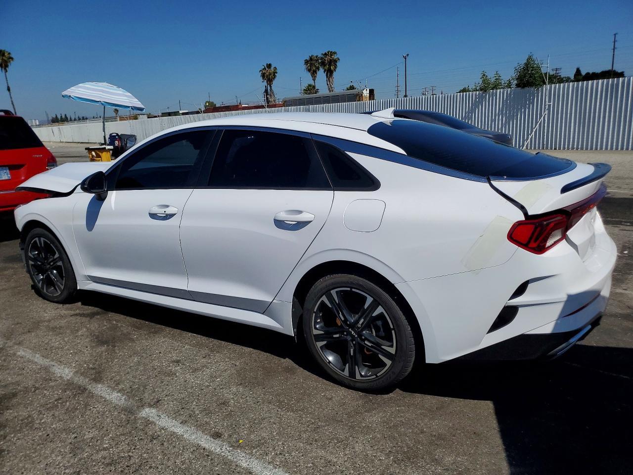 2023 Kia K5 Gt-Line - Фото 2