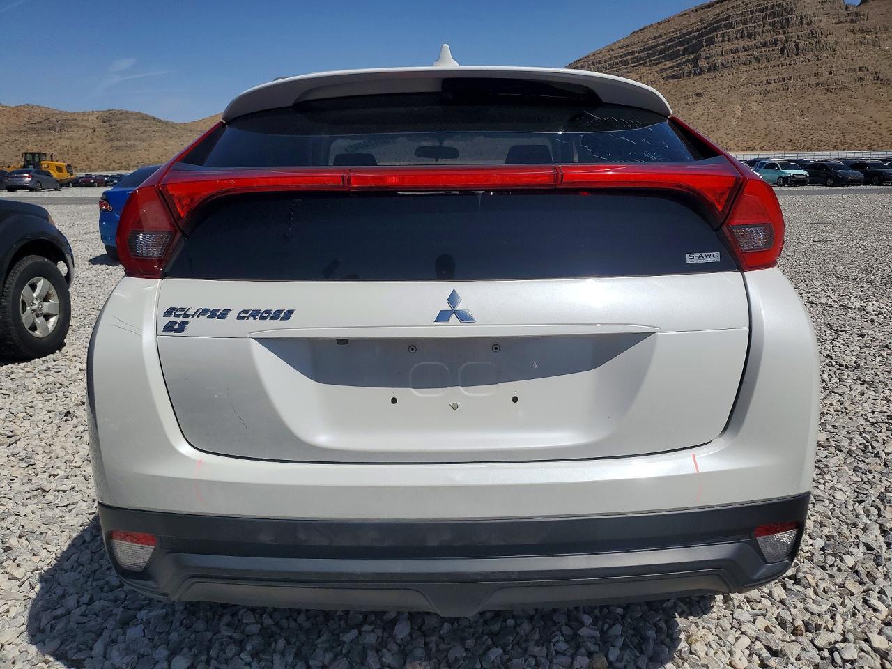2020 Mitsubishi Eclipse Cross Es - Фото 6