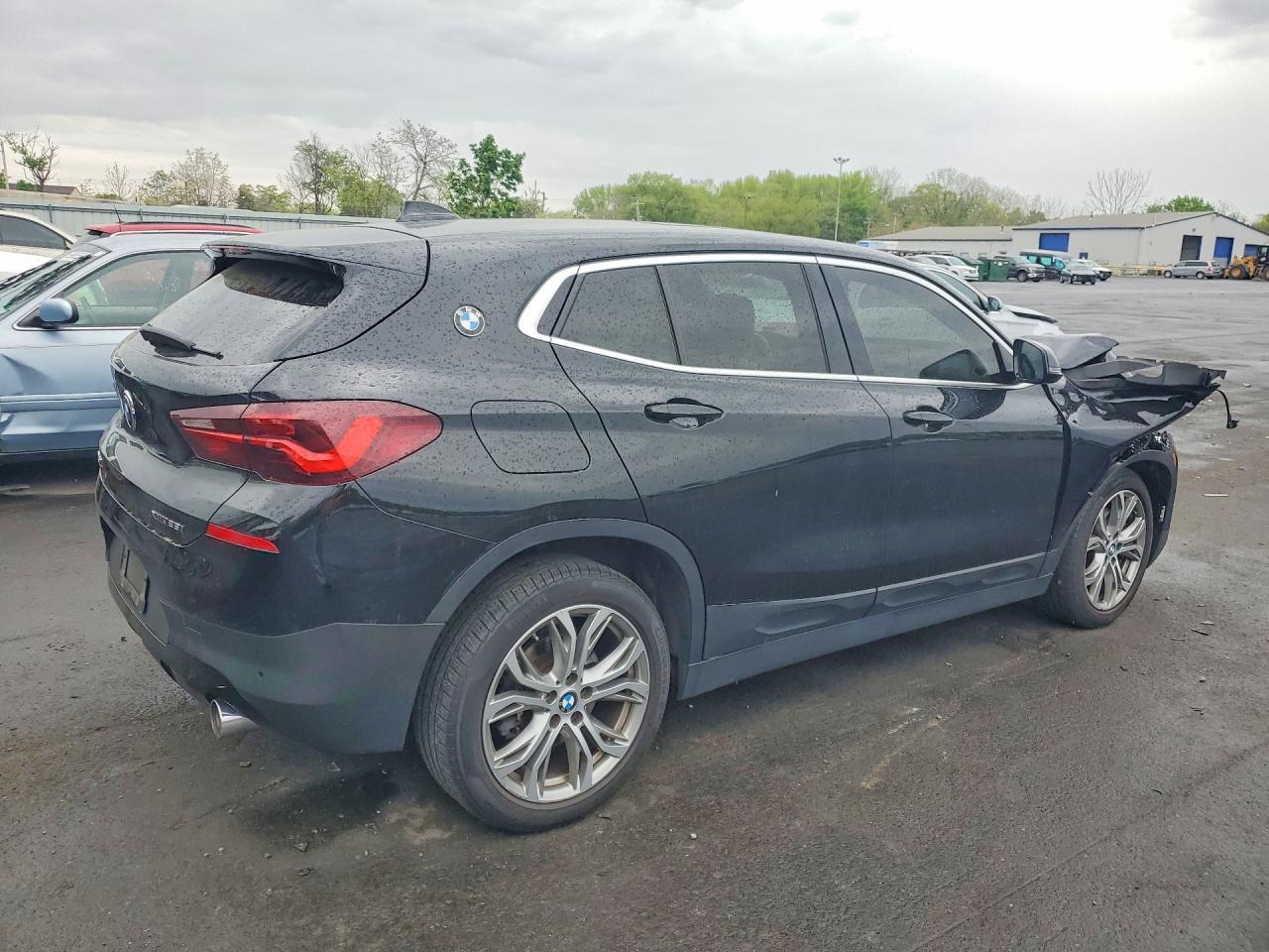 2022 BMW X2 xDrive28I - Фото 3