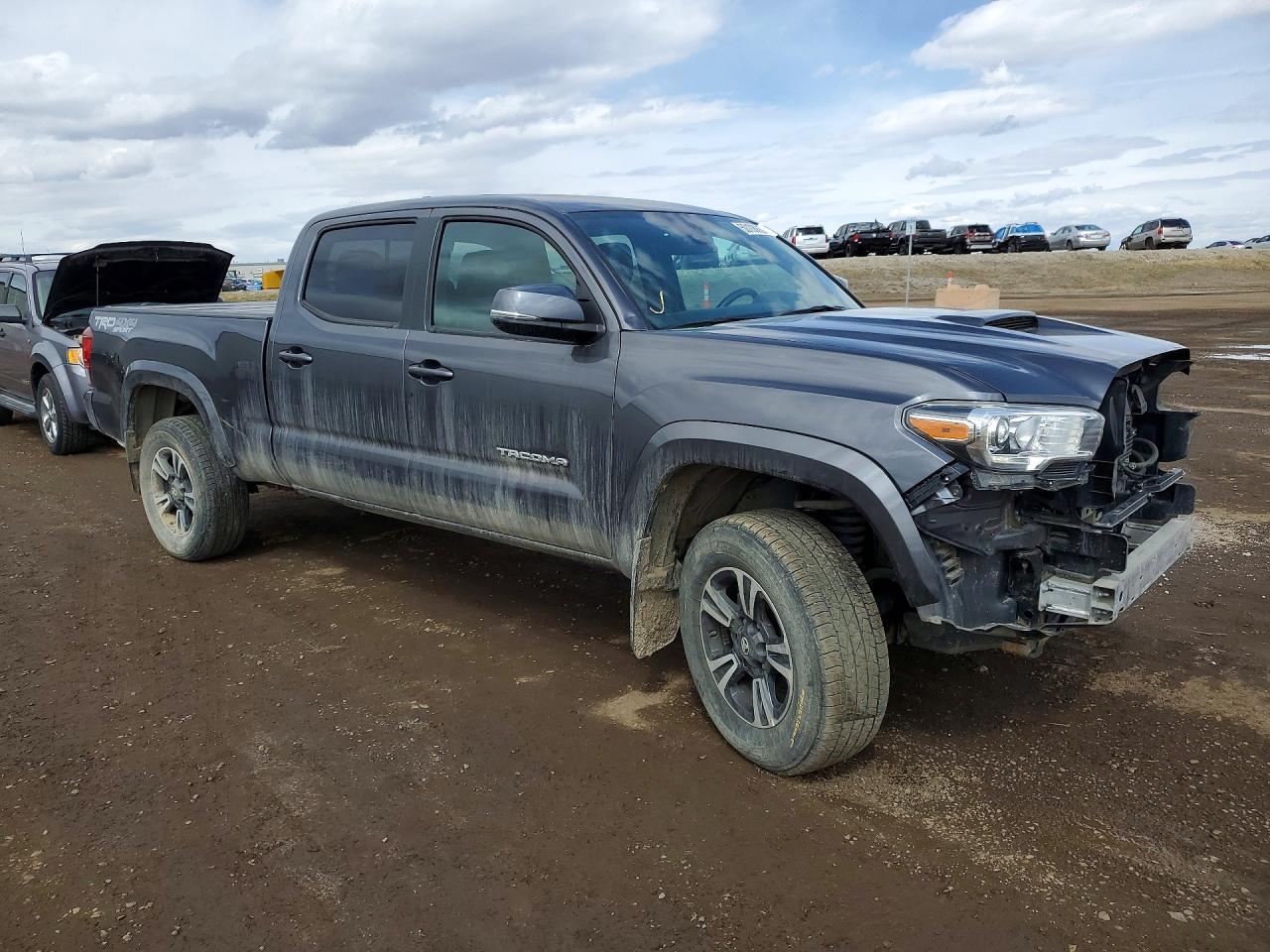 2018 Toyota Tacoma Sr5 V6 - Image 4