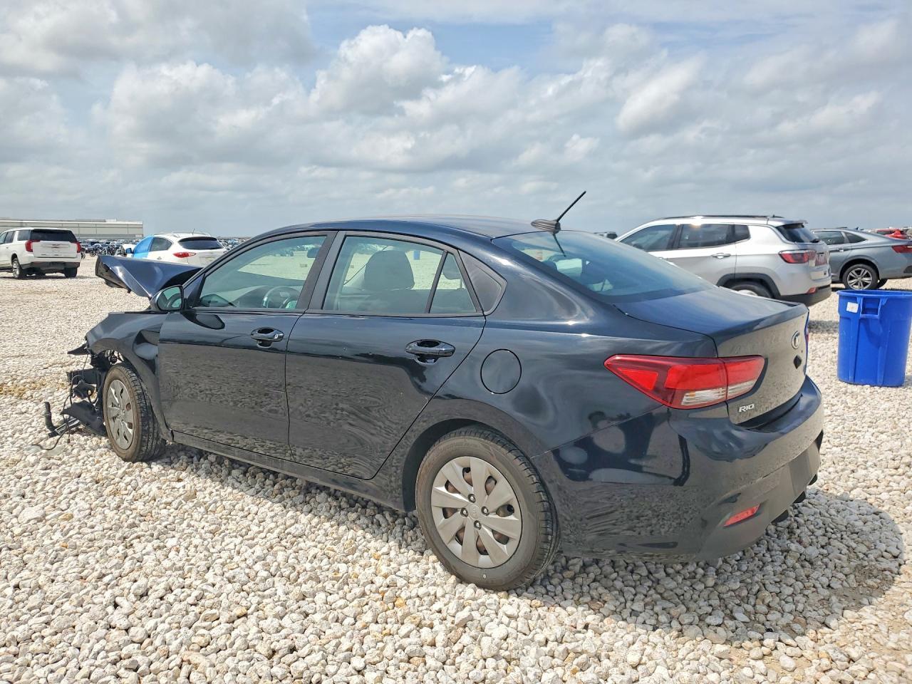2019 Kia Rio S - Фото 2
