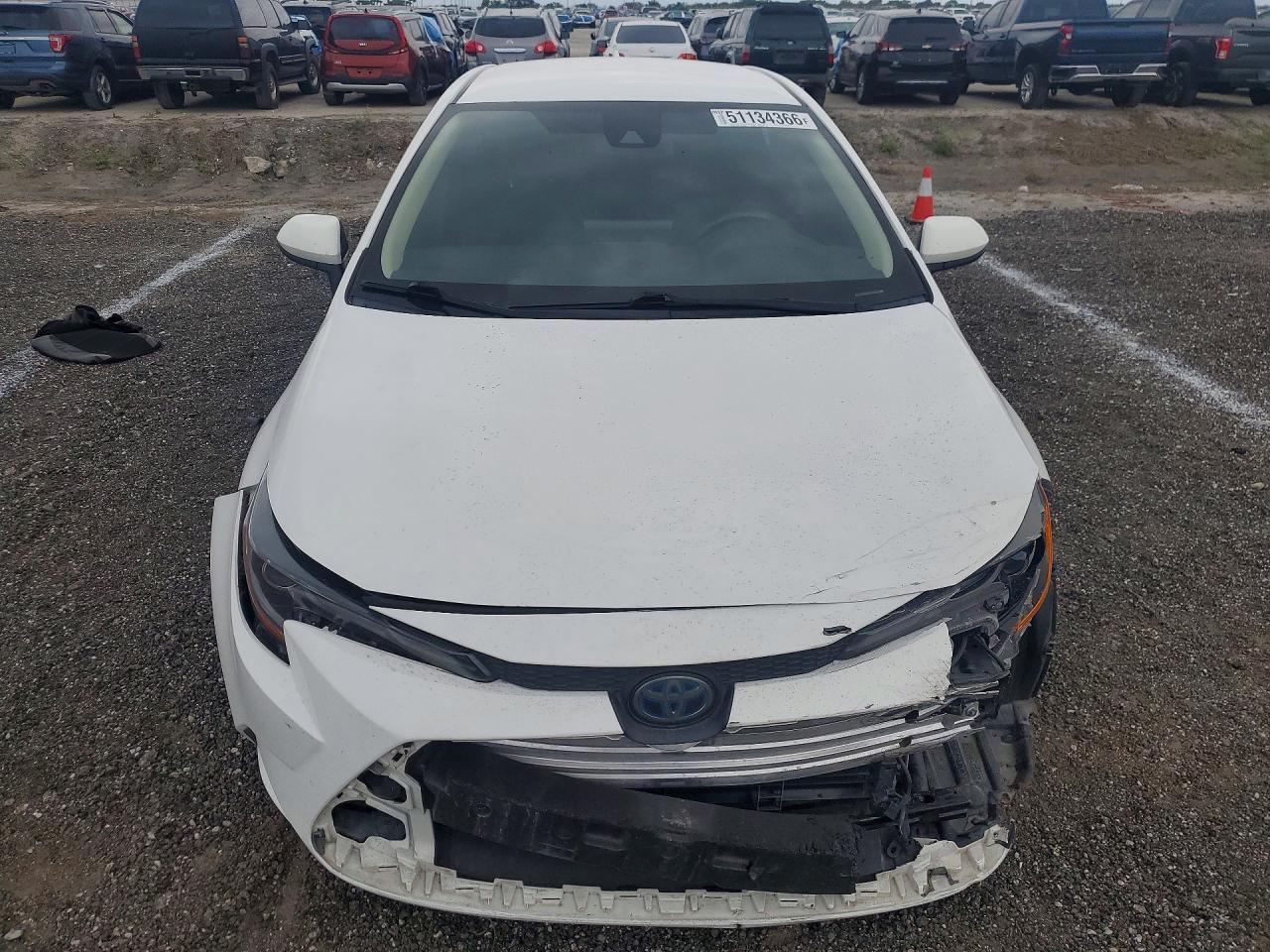 2022 Toyota Corolla Le - Image 5