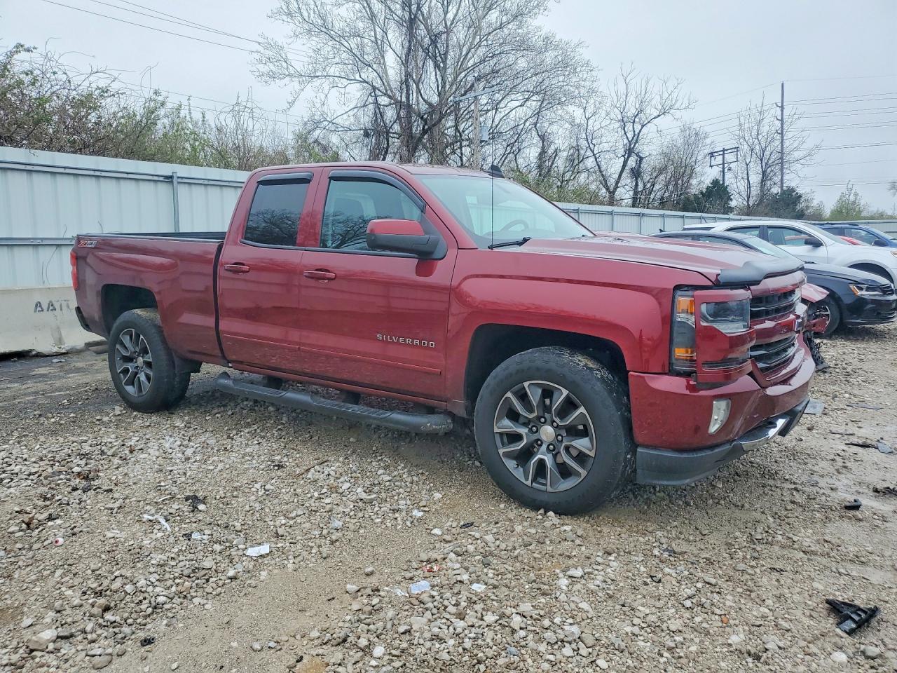 2017 Chevrolet Silverado K1500 Lt - Image 4