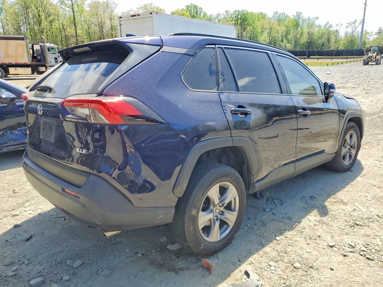 2024 Toyota Rav4 Xle - Image 3