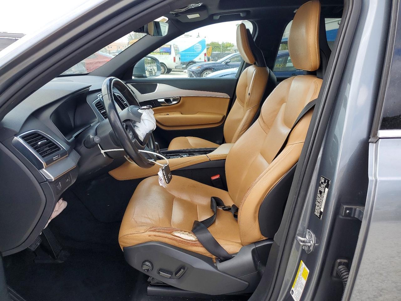 2017 Volvo Xc90 T6 - Image 7