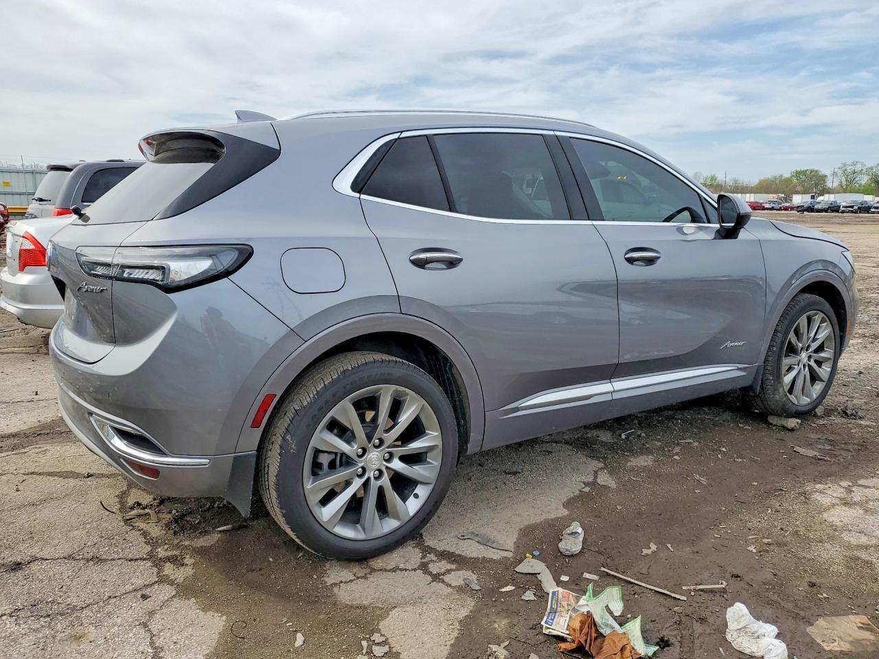 2021 Buick Envision Avenir - Image 3