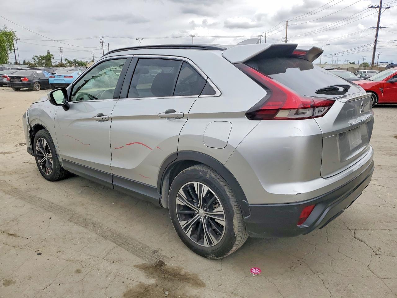 2022 Mitsubishi Eclipse Cross Se - Фото 2