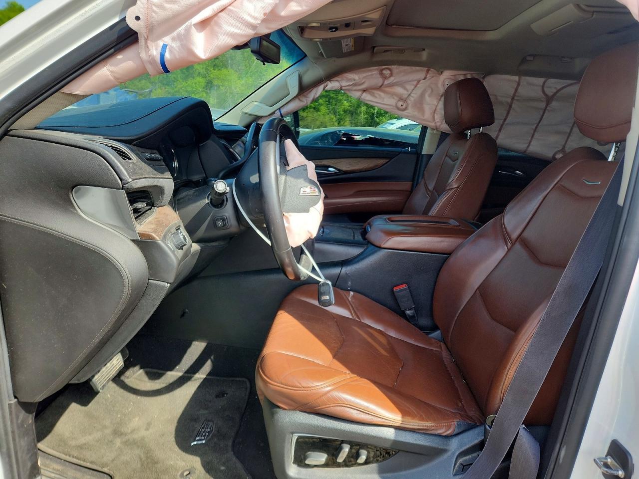 2017 Cadillac Escalade Esv Premium Luxury - Image 7