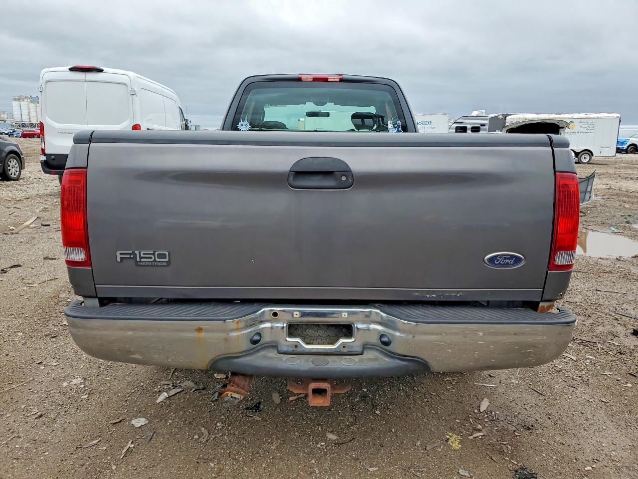 2004 Ford F-150 Heritage Classic - Image 6