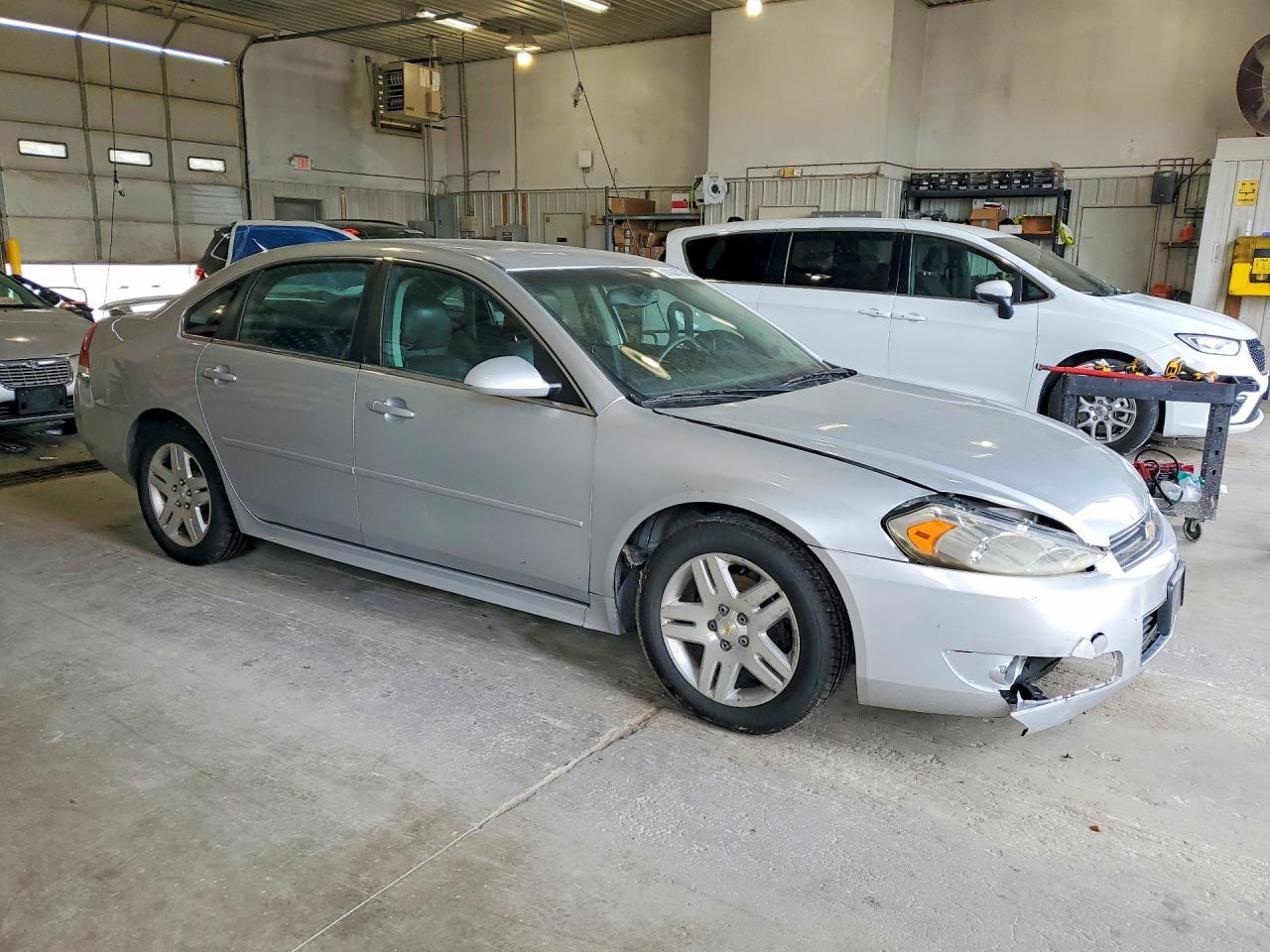 2010 Chevrolet Impala Lt - Image 4