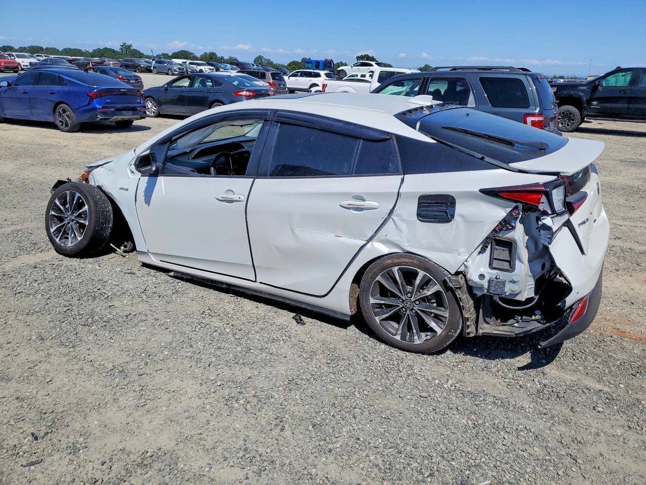 2021 Toyota Prius Le - Image 2