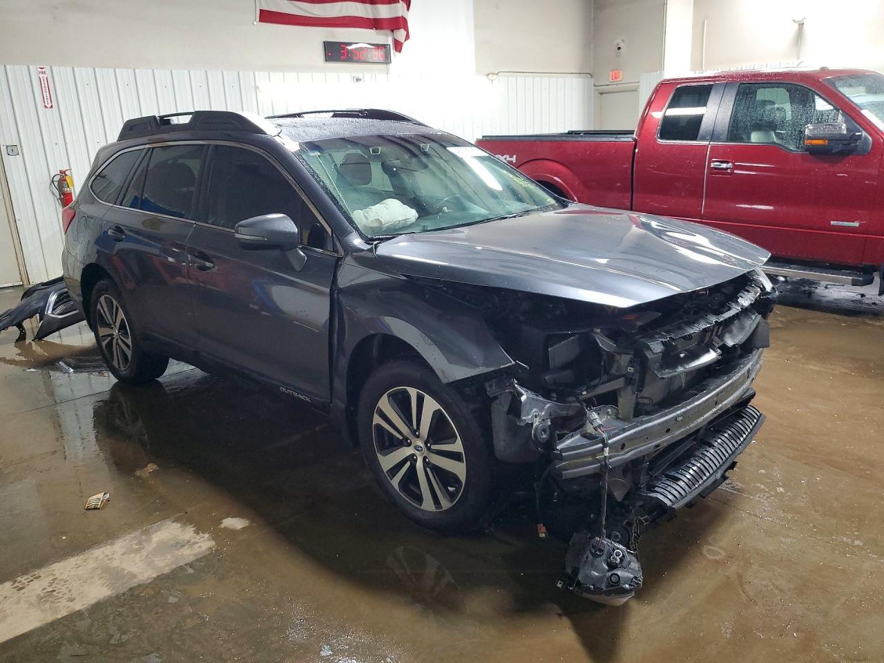 2018 Subaru Outback 2.5I Limited - Image 4