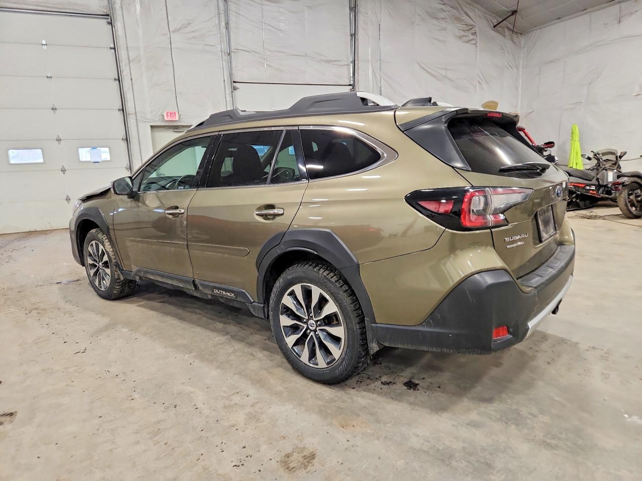 2025 Subaru Outback Touring - Фото 2
