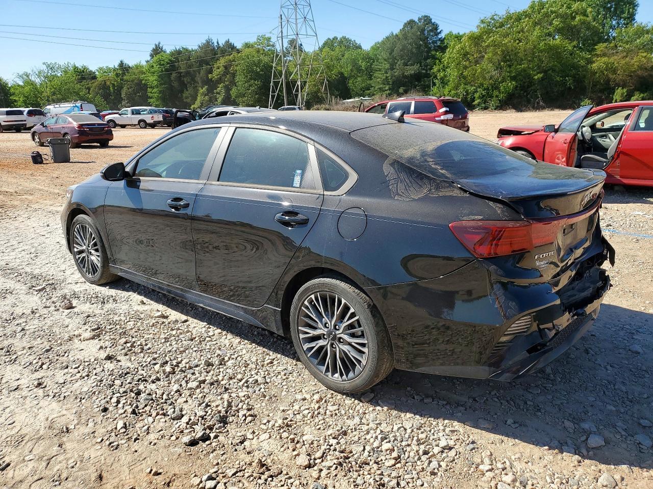 2022 Kia Forte Gt Line - Image 2