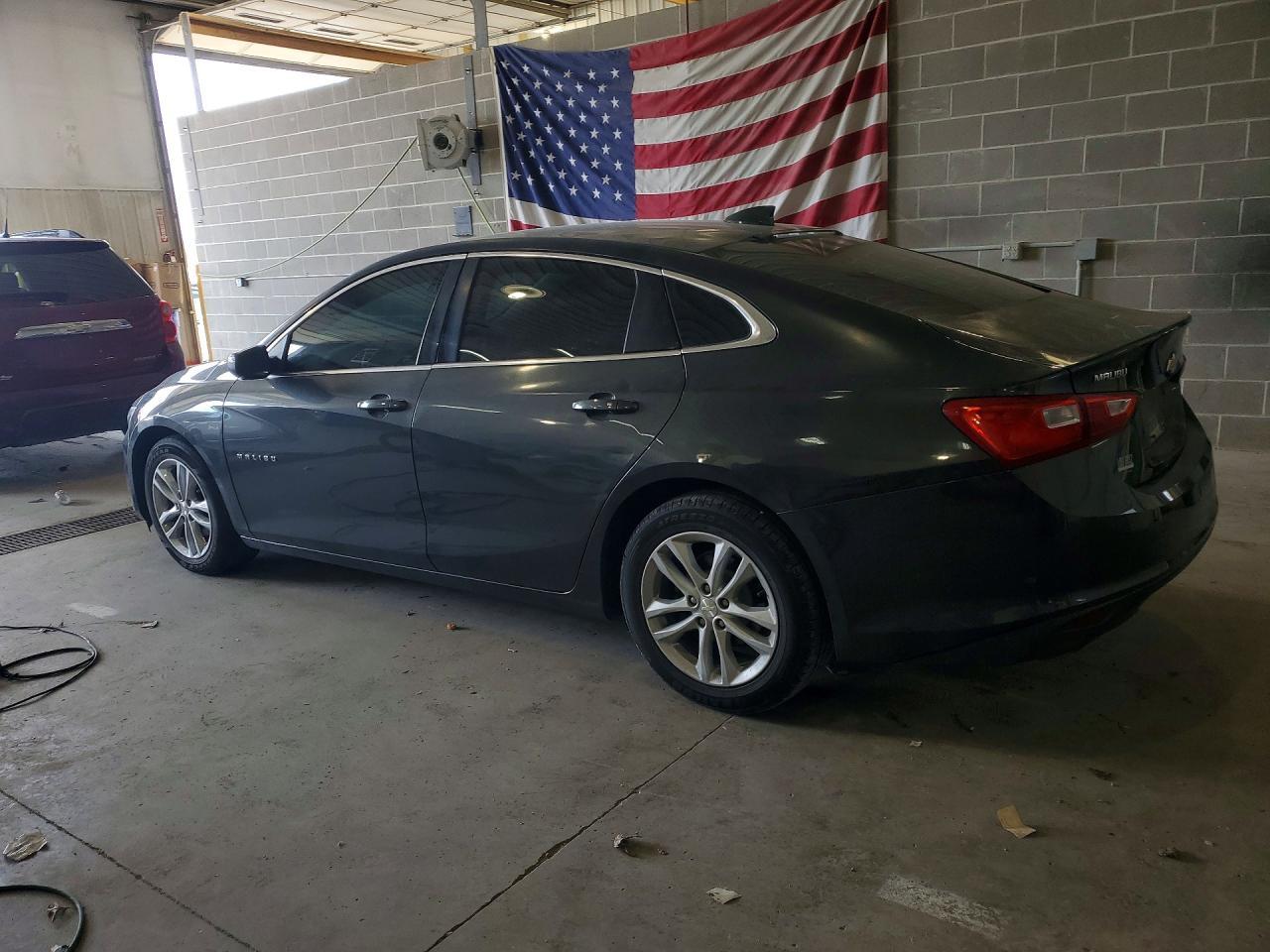 2017 Chevrolet Malibu Lt - Фото 2