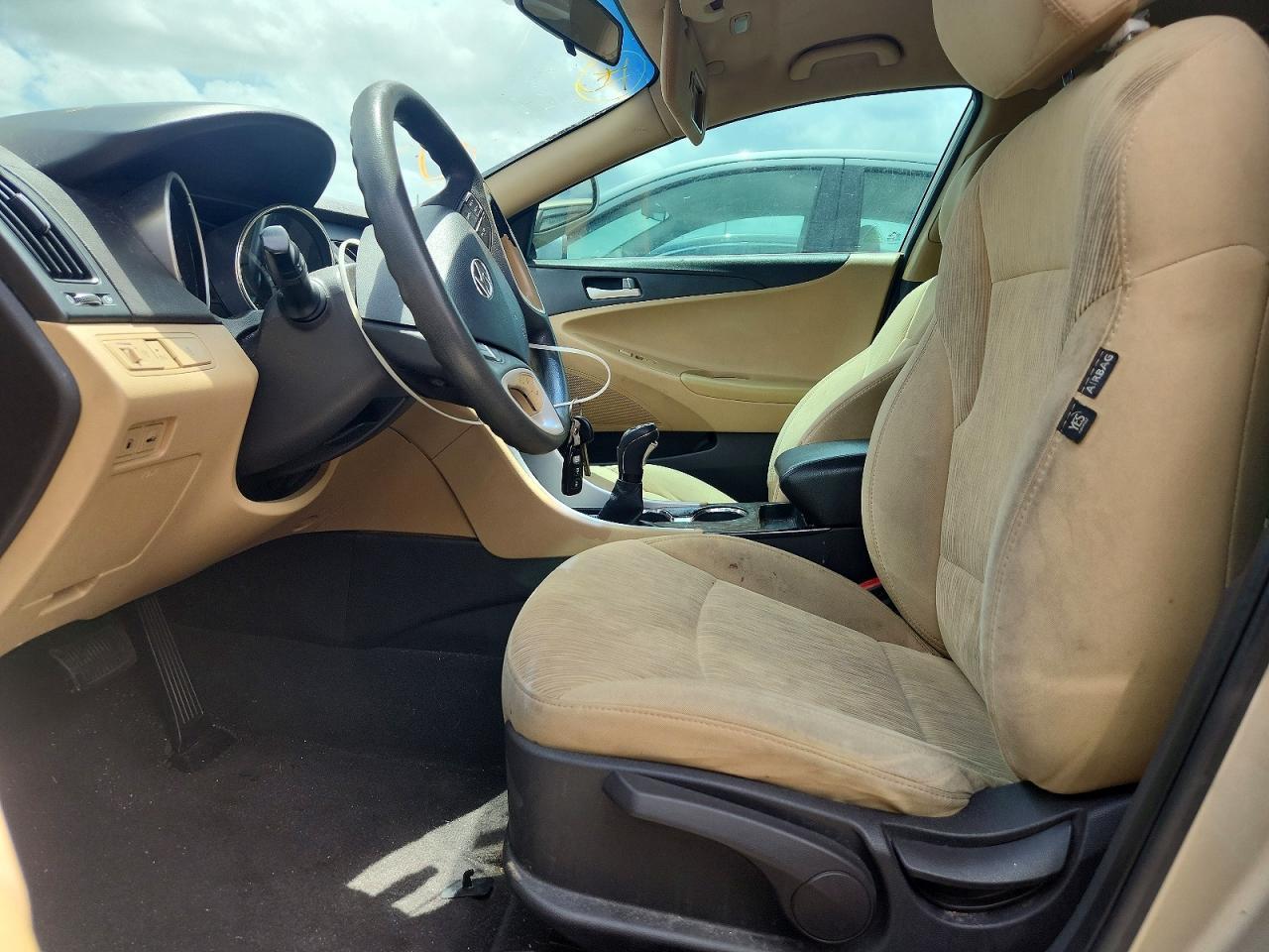 2011 Hyundai Sonata Gls - Image 7