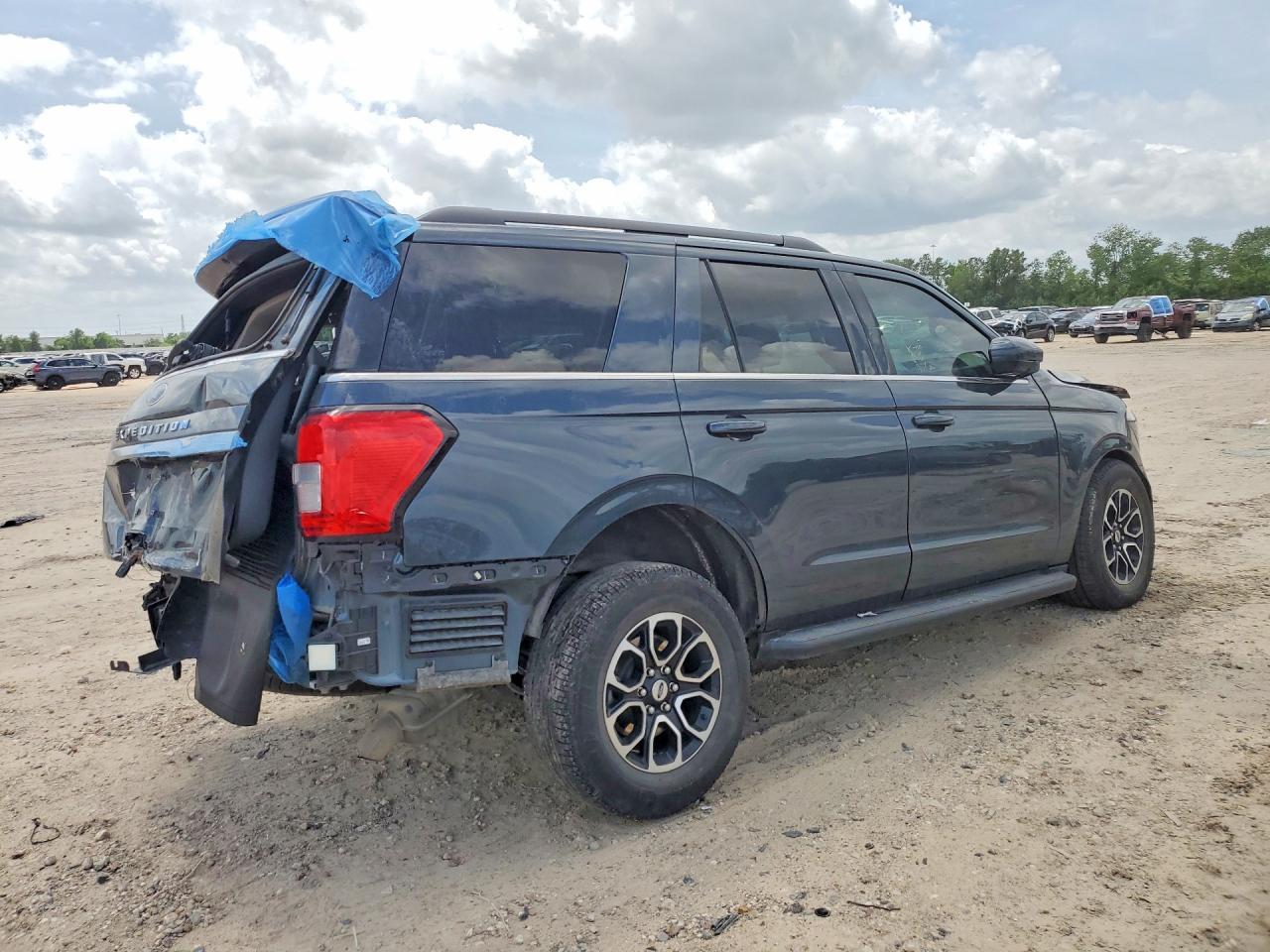 2024 Ford Expedition Xlt - Image 3