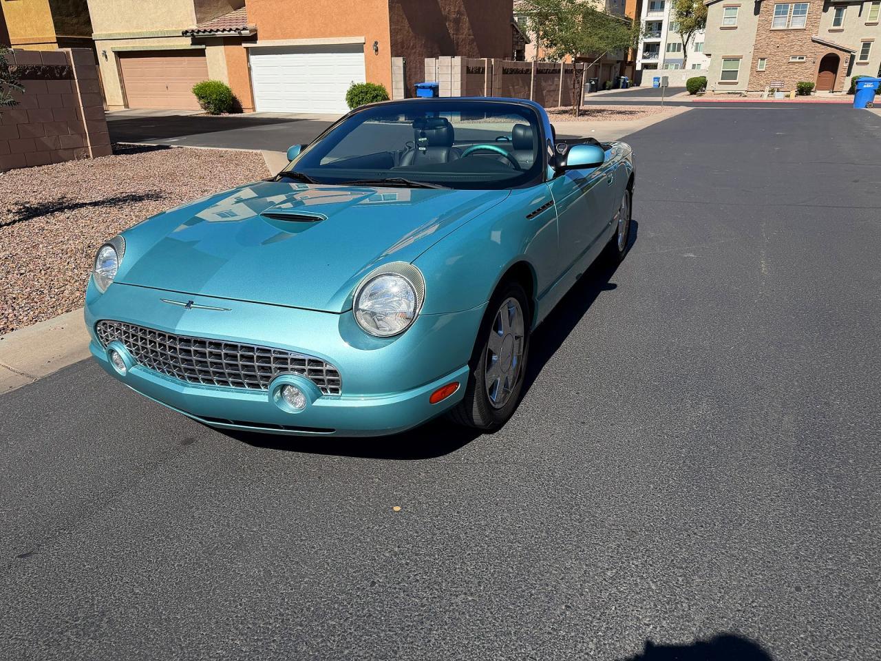 2002 Ford Thunderbird - Фото 2