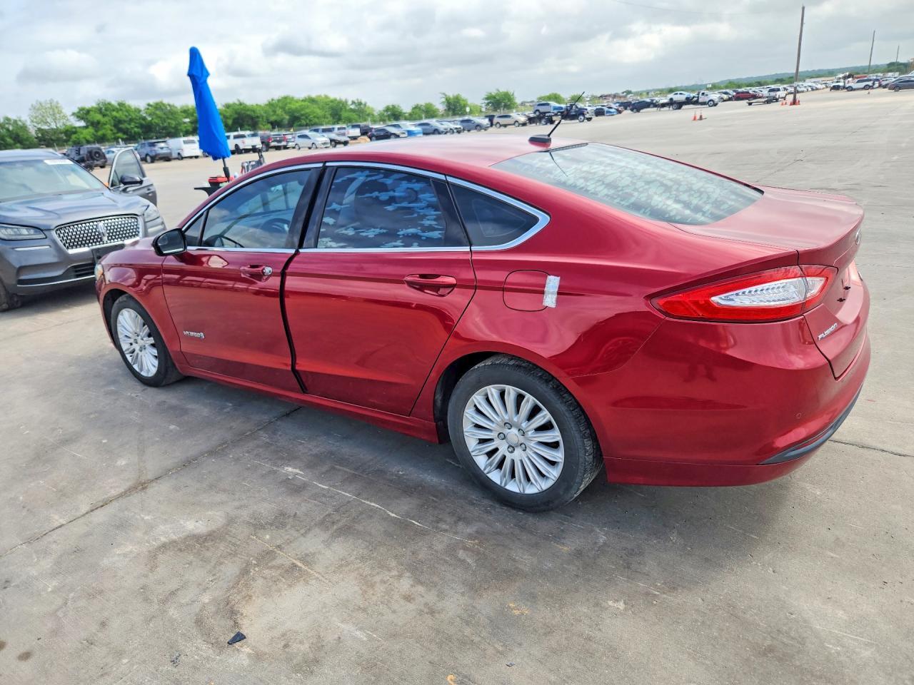 2015 Ford Fusion Se Hybrid - Фото 2