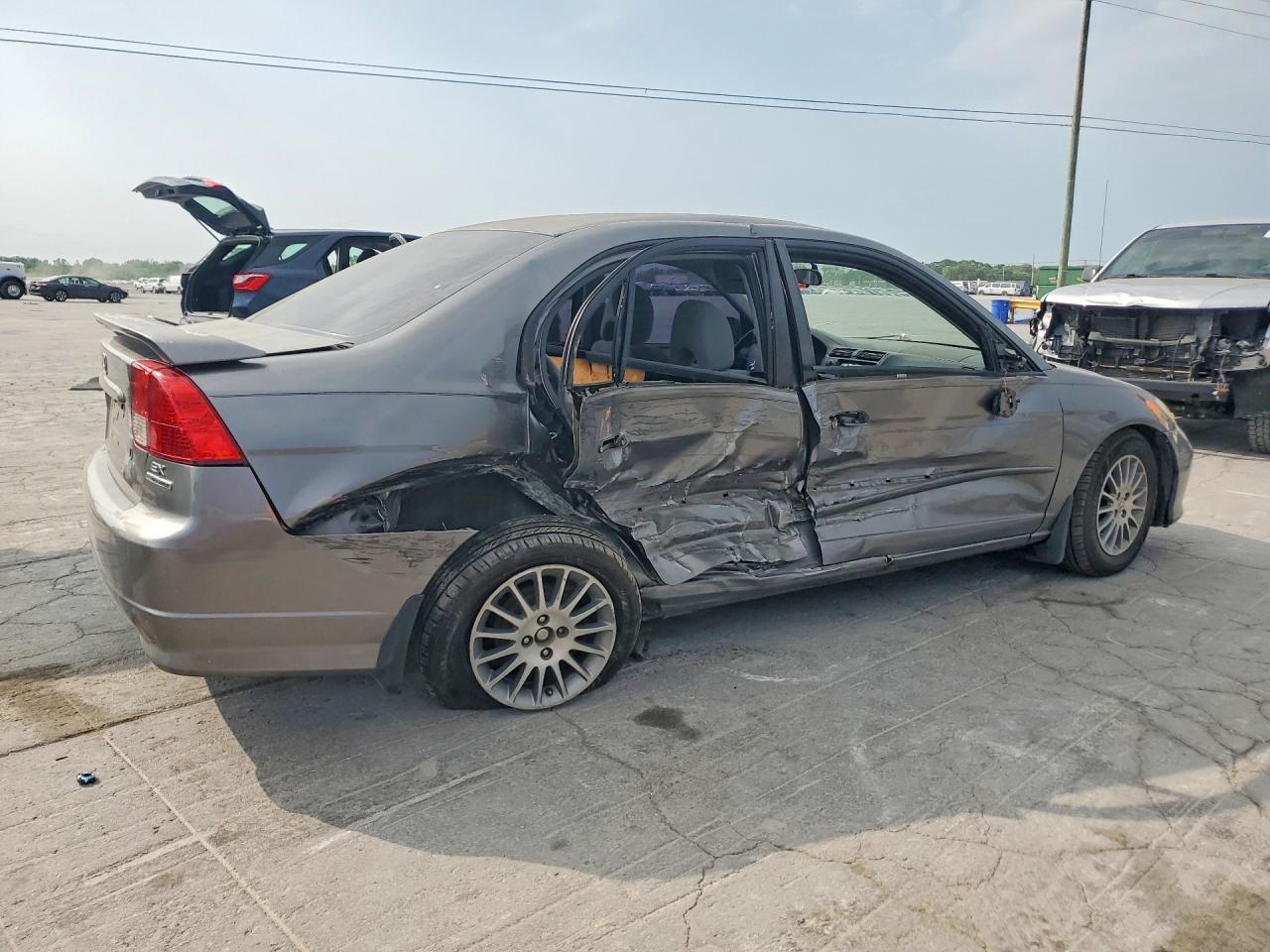 2005 Honda Civic - Image 3