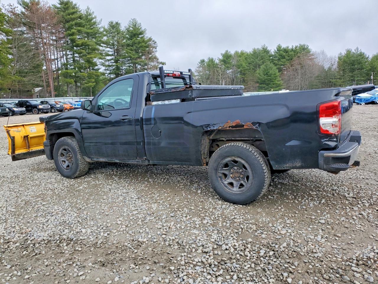 2014 Chevrolet Silverado K1500 - Image 2