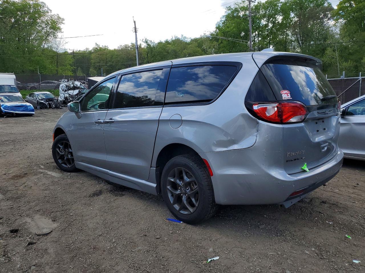 2019 Chrysler Pacifica Touring Plus - Фото 2