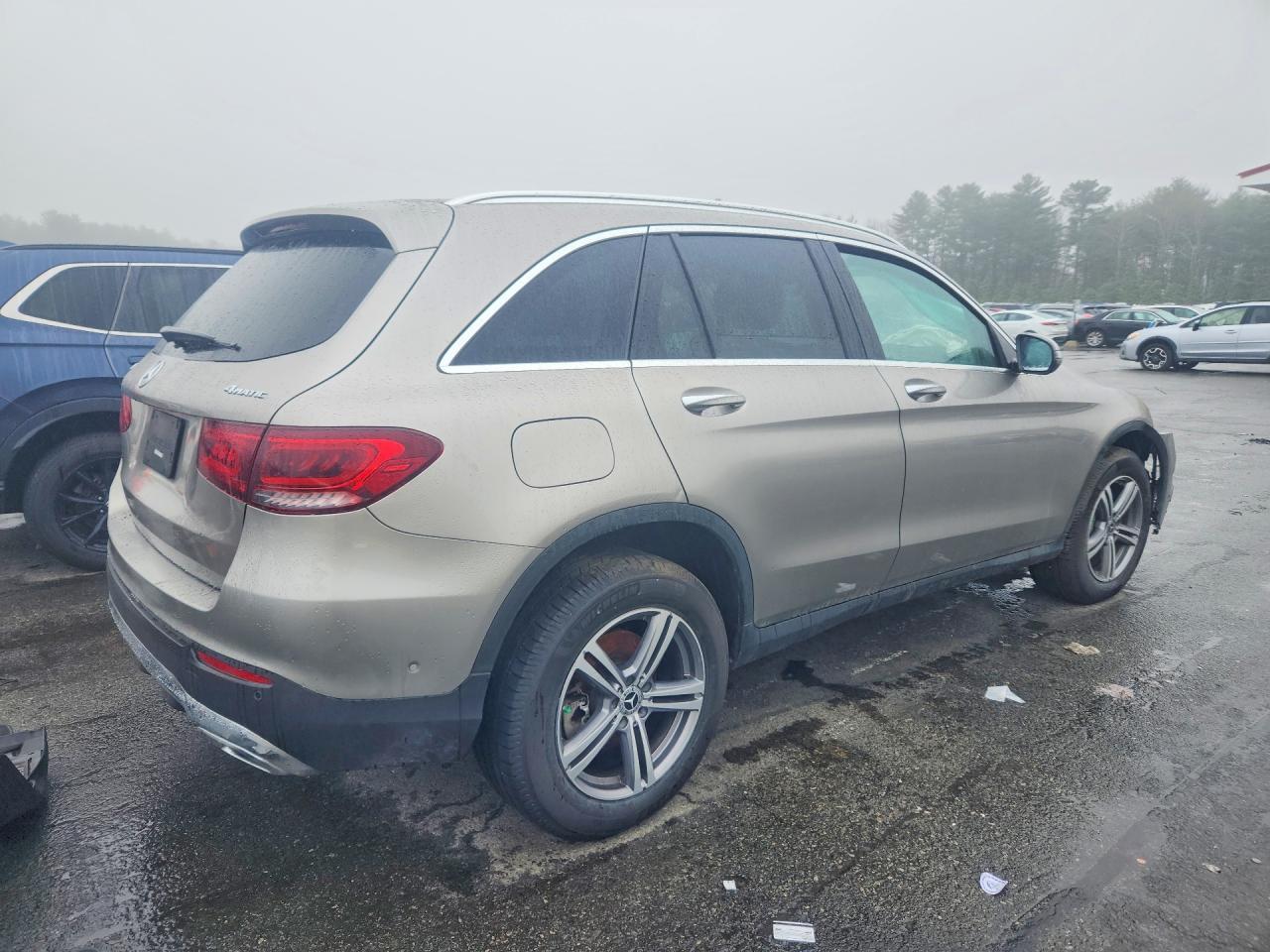 2021 Mercedes-Benz Glc 300 - Image 3