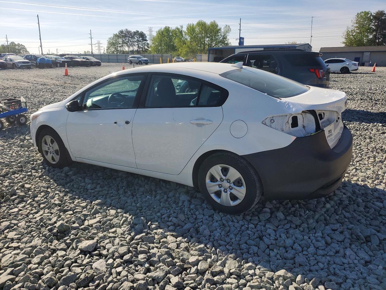 2017 Kia Forte Lx - Image 2