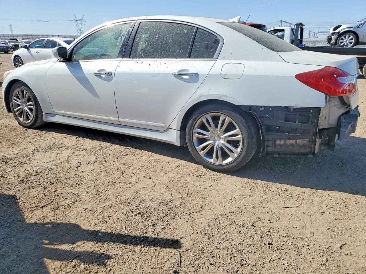 2012 Hyundai Genesis - Фото 2