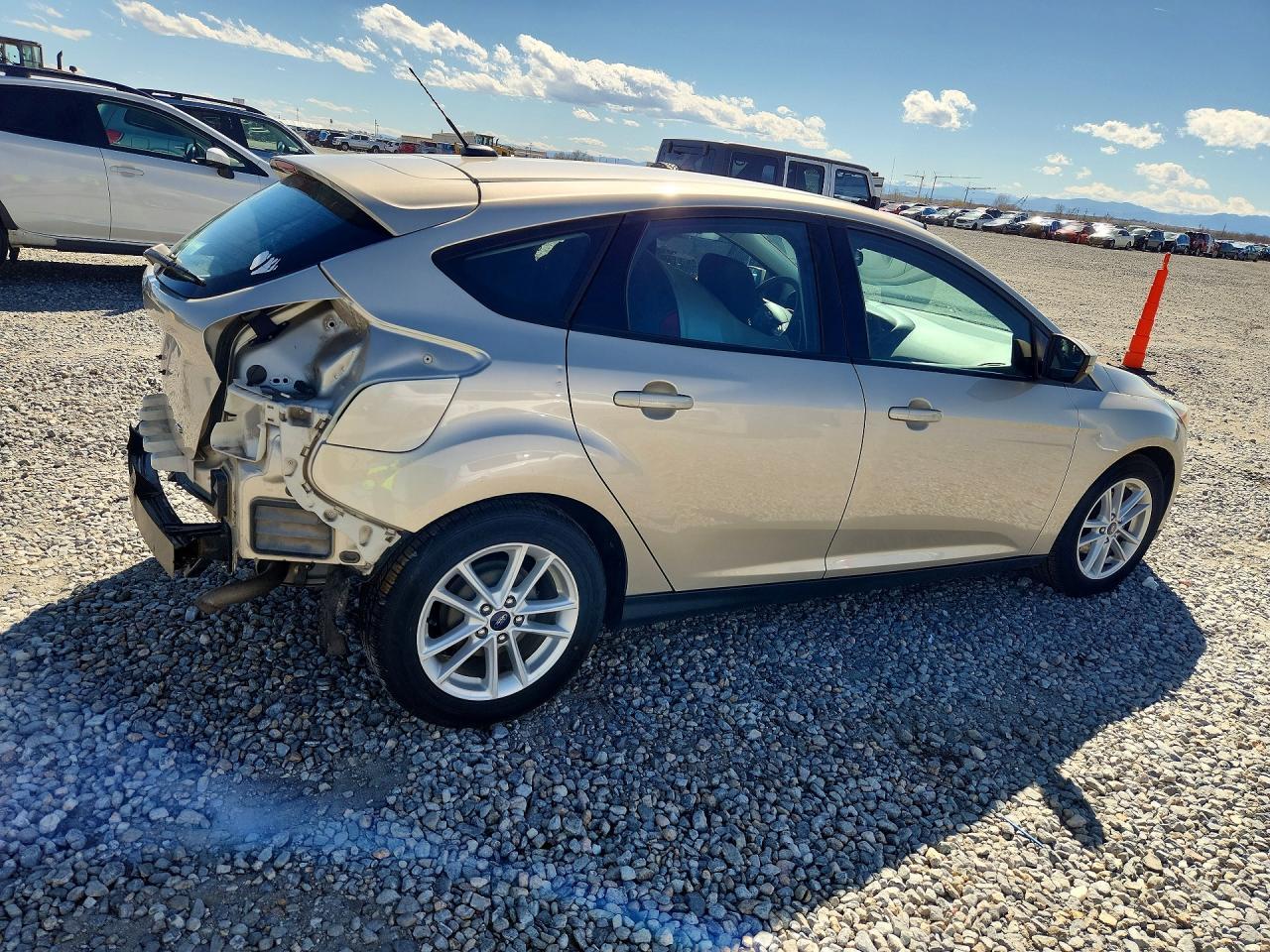 2017 Ford Focus Se - Image 3