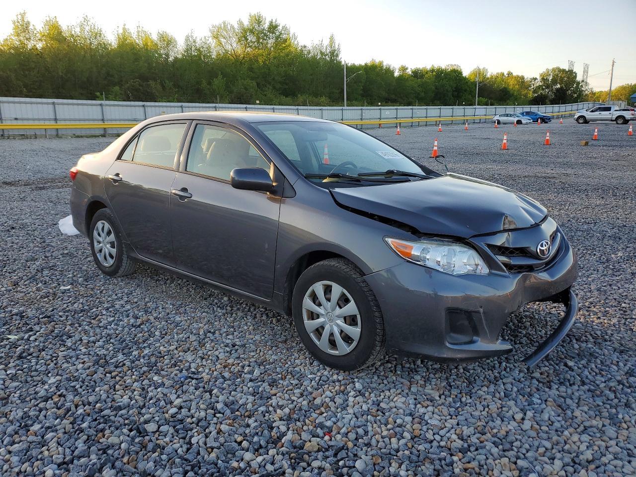 2011 Toyota Corolla Le - Фото 4